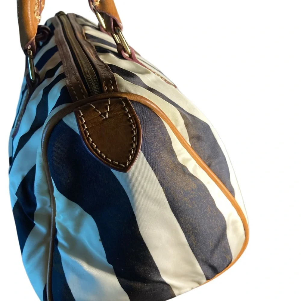 Dooney & Bourke elevate your